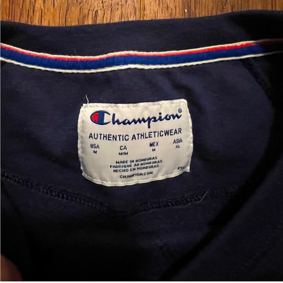 DISCONTINUED vintage champion crewneck - Picture 3 of 4